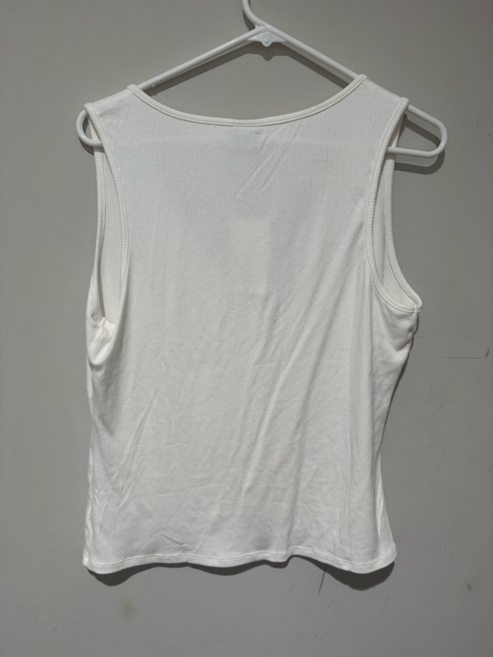 a new day White Ribbed V-Neck Button Front Tank - Picture 3 of 3